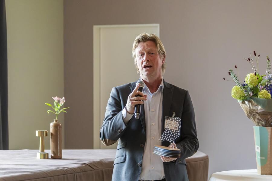 Clok Dag van Ondernemersfondsen LR-101